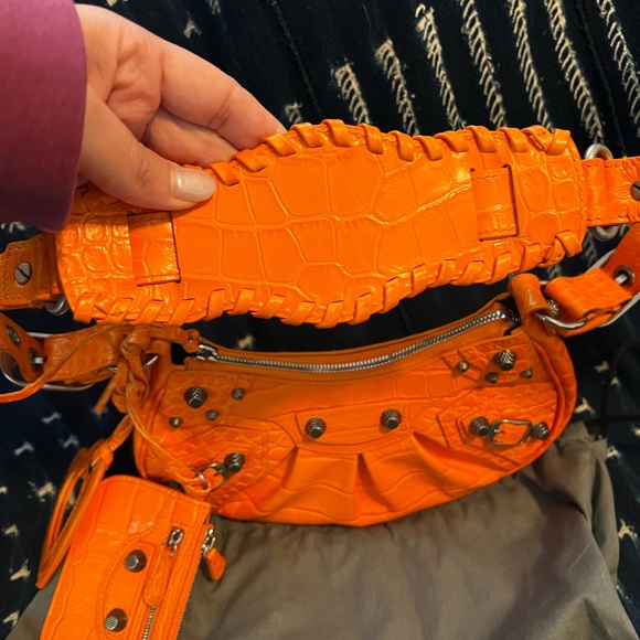 AUTH BALENCIAGA Le cagole xs orange bag with mirror and pochette - excellent - Picture 2 of 9